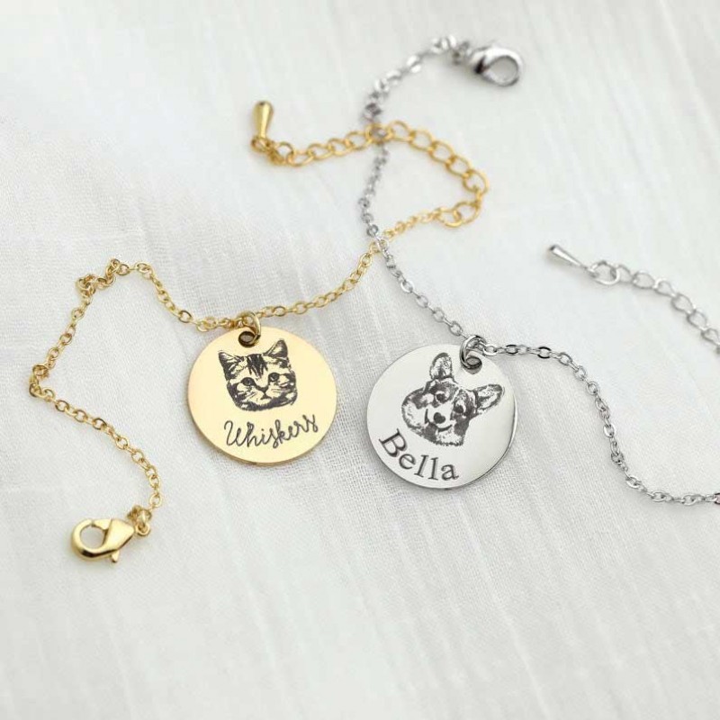 Custom Single Charm Pet Portrait Bracelet, Personalized Dog / Cat Photo Engraved Bracelet, Best Custom Gift For Pet Lovers & Pet Owners
